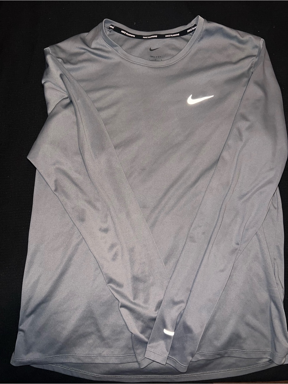 Nike Men’s Long Sleeve Dri-FIT Athletic Shirt - Gray